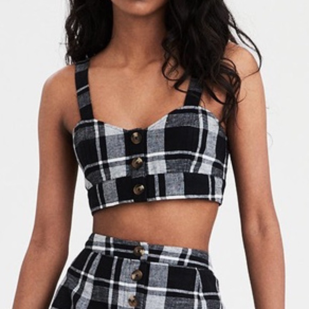 NWT American Eagle Crop Top!🖤